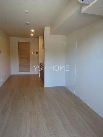 オーヴェスト深大寺 リビング