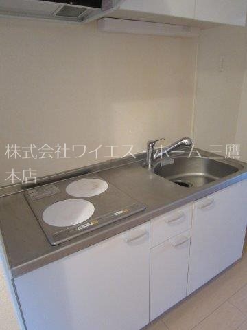 エム・クアトロ キッチン