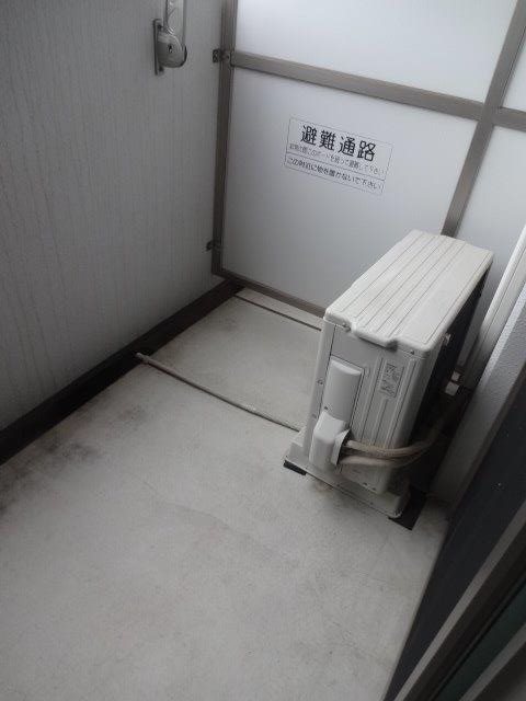 パインニードル　　 ベランダ