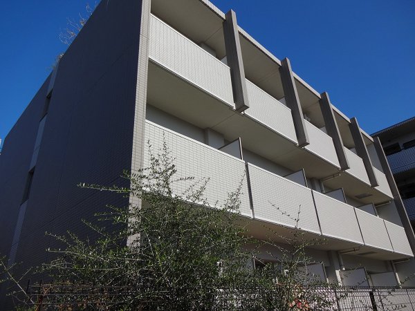 プチ・シェル　　 外観