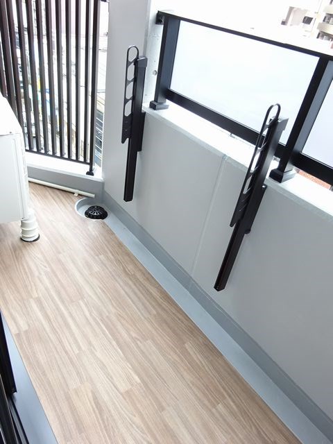 レジディア国立 ベランダ