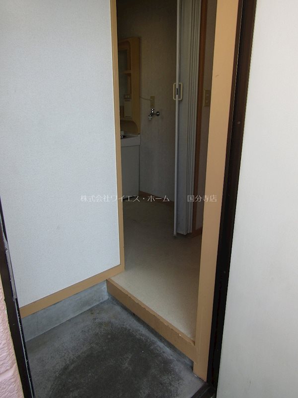 カワナベハイツ 玄関