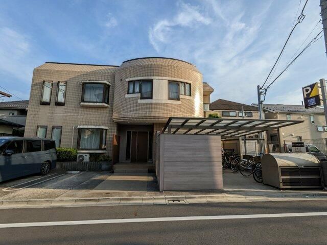 エマーレ国立 外観