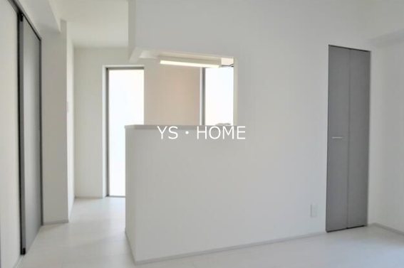 B CITY APARTMENT SHINJUKU NW リビング