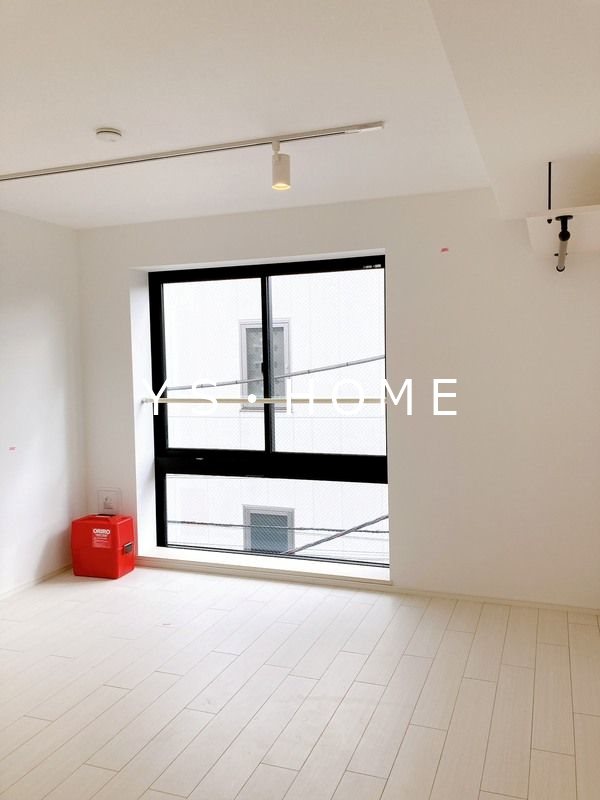 CICADA RESIDENCE OGIKUBO リビング