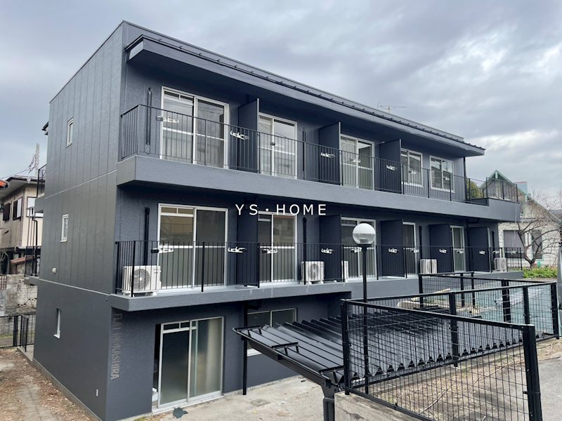 フラットイノカシラ 外観