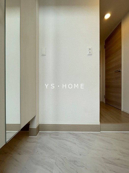 ヴィルソレイユ西荻Ⅱ 玄関