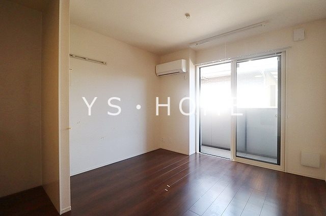 ガーデンハウス東山 リビング