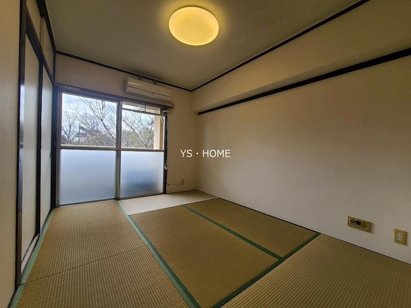 上高田4丁目団地1号棟 ベッドルーム