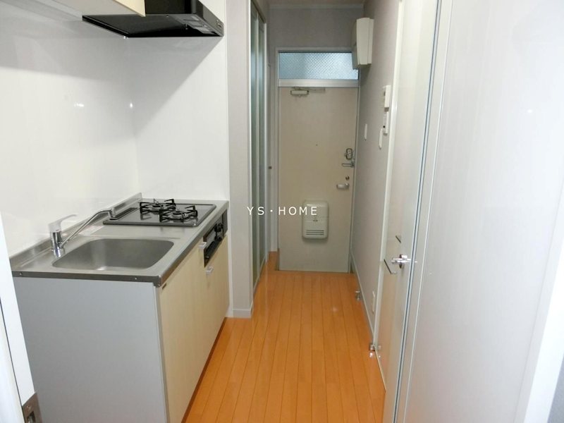 フラッツE 玄関