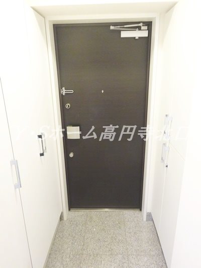 メインステージ高円寺  玄関