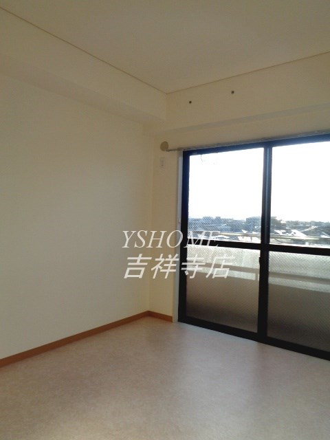 グリーンサンハイツ ベッドルーム