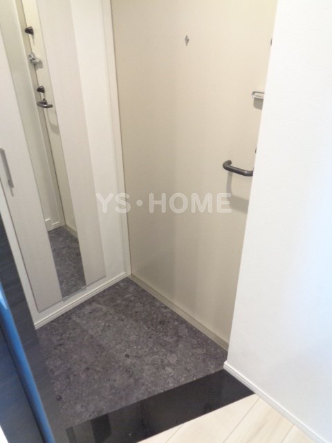 ロイジェント練馬高野台 玄関