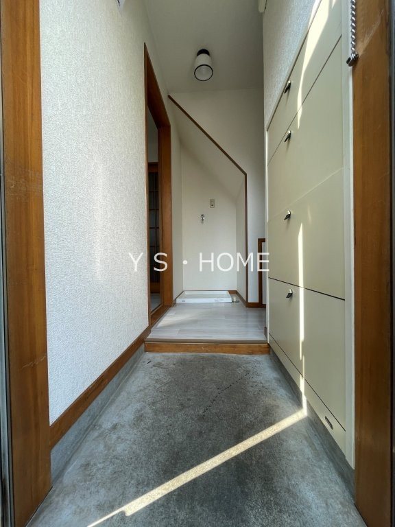 フラットアウトⅡ 玄関