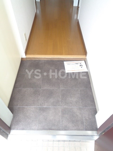 カサベルデ 玄関