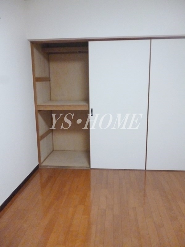 ル・プレジュール  ベッドルーム