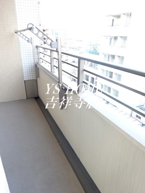 イトーピア武蔵野ブランマーク ベランダ