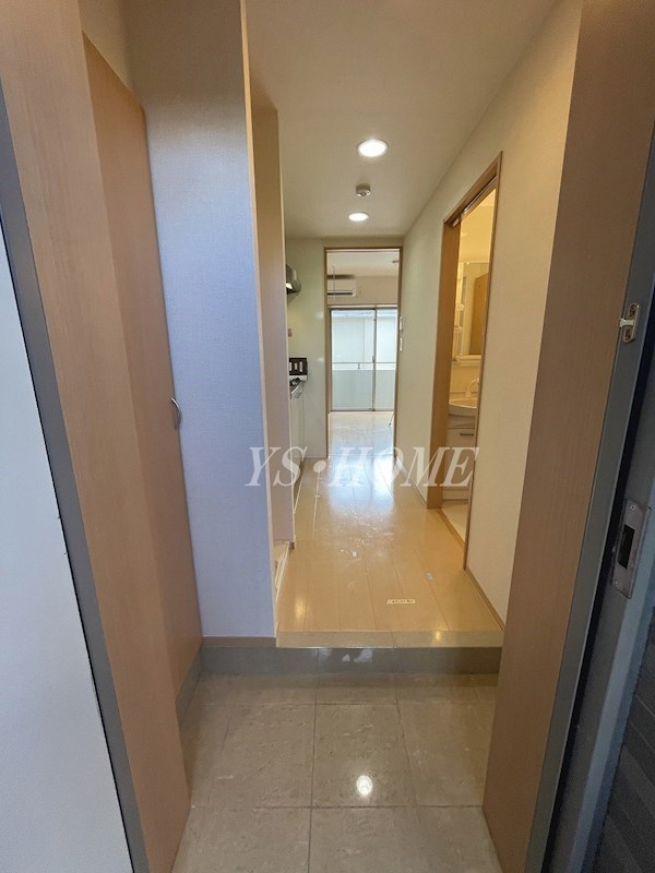 フェリーチェ 玄関