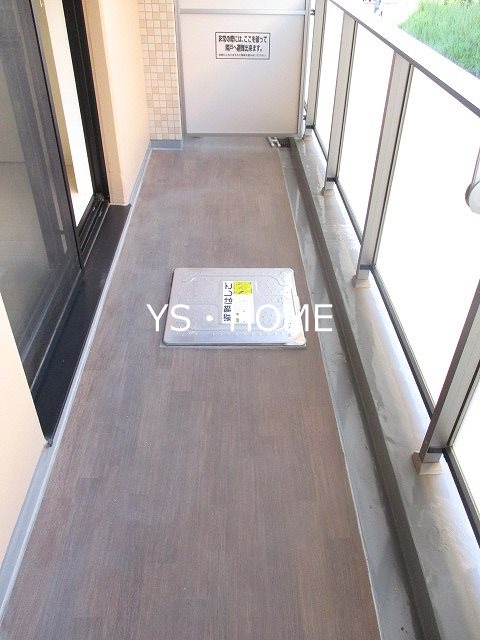 ハイムローゼⅦ ベランダ