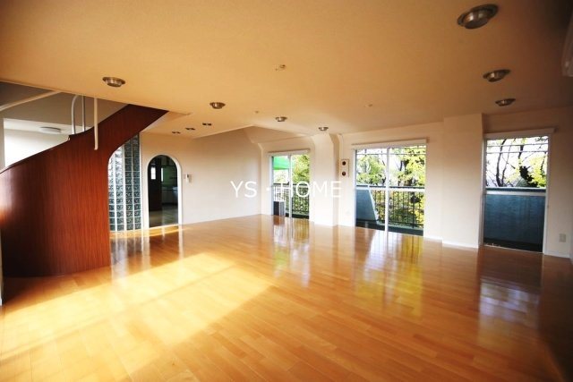 石川ビル リビング