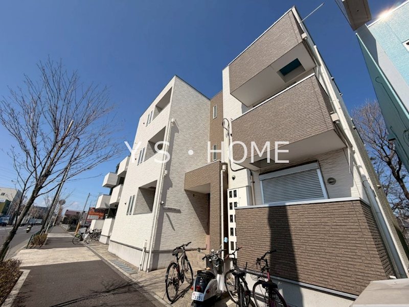 ＲＥＧＡＬＥＳＴ　Ｐｌｕｍｅ 外観