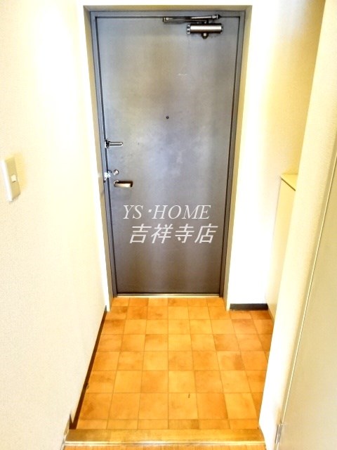 シャンボール武蔵野 玄関