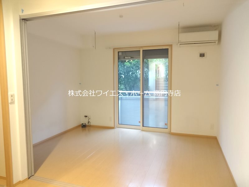 カーサ・ミュー リビング