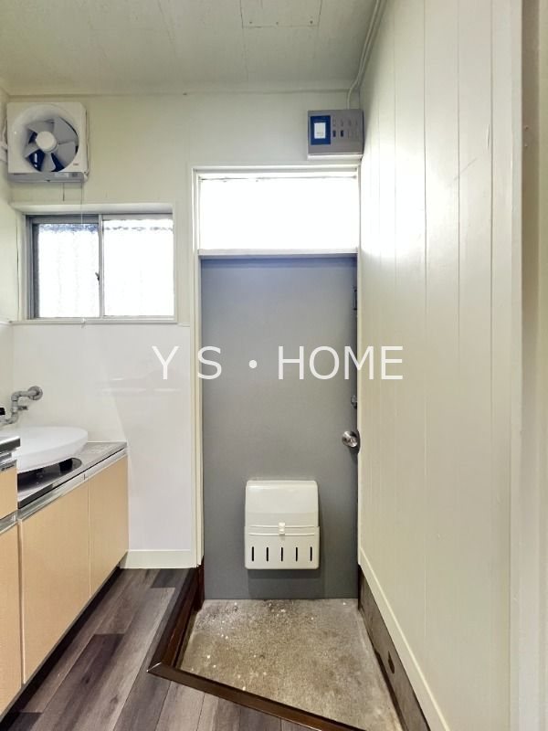 コーポかえで 玄関