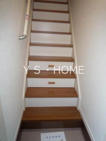 バーミープレイス西国分寺Ⅳ 玄関