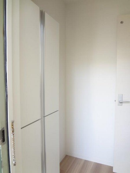 エステートピア・ファミールジンダイ 玄関