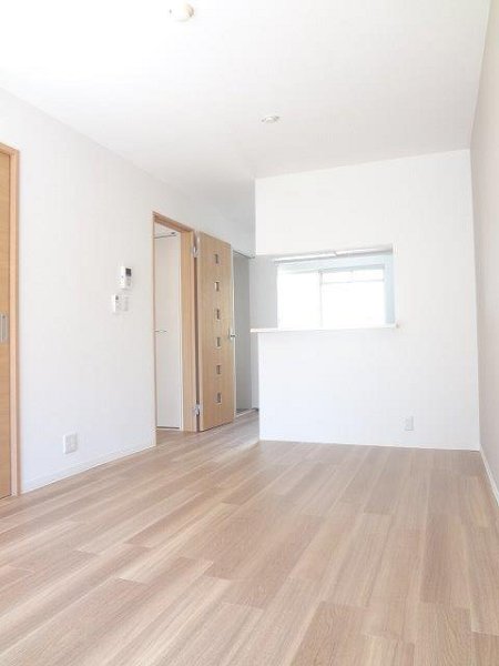 エステートピア・ファミールジンダイ リビング