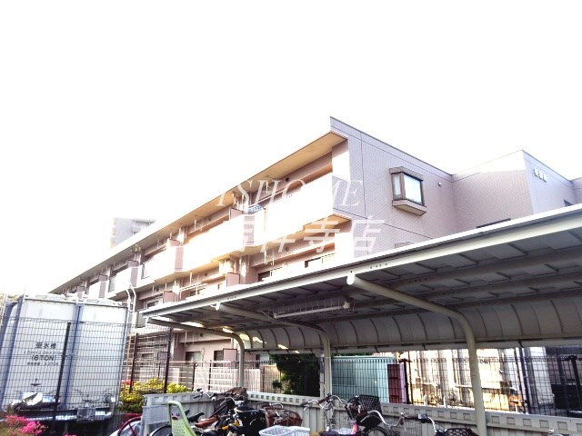 グランドール三鷹・壱番館 外観