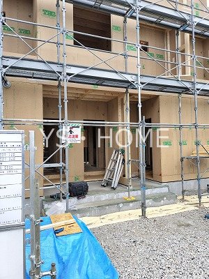 ヒカルサ西東京向台イースト 玄関