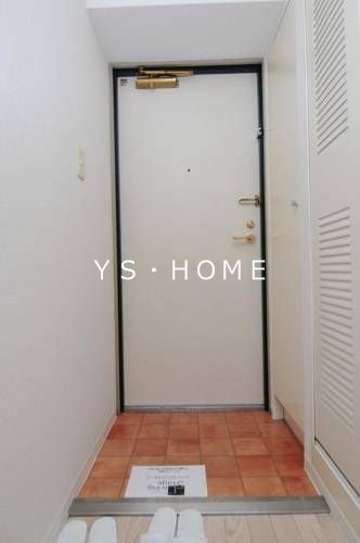 メゾン・ド・ヴィレ荻窪 玄関