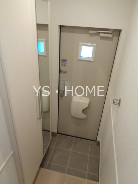 LA・OHANA 田無 玄関