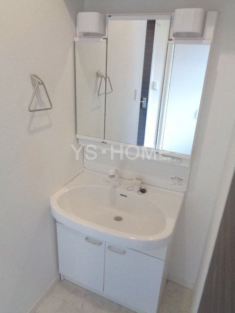 ペルショワール・ルリナ その他2