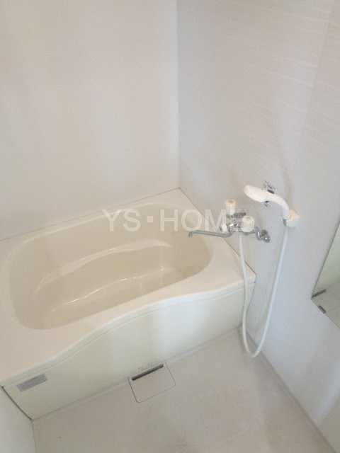 ペルショワール・ルリナ 風呂画像