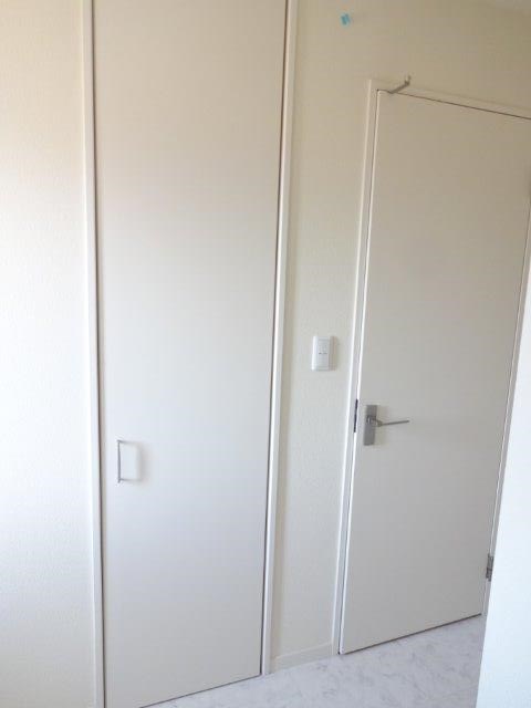 ペルショワール・ルリナ  その他5