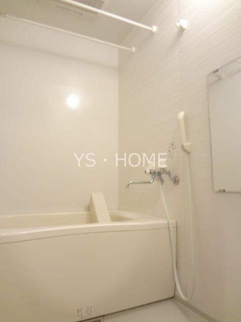 ペルショワール・ルリナ  風呂画像