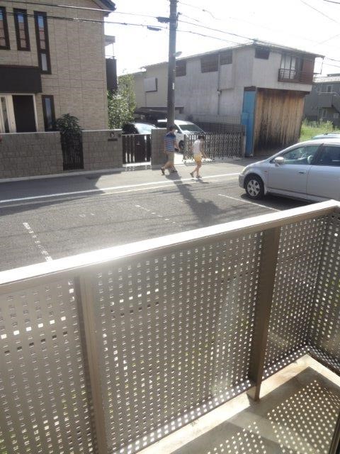 ペルショワール・ルリナ  ベランダ