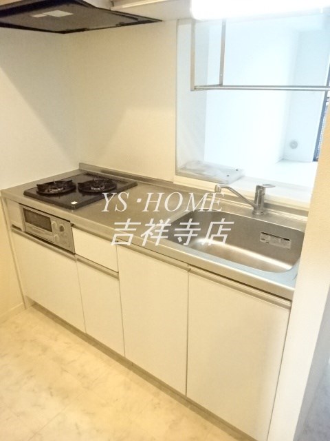 ペルショワール・ルリナ キッチン