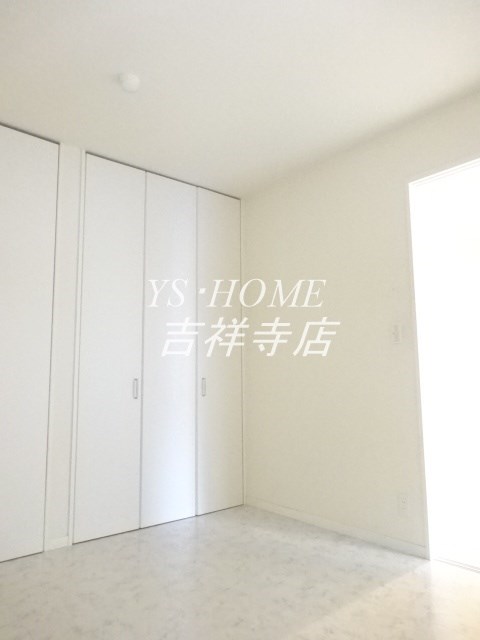 ペルショワール・ルリナ ベッドルーム