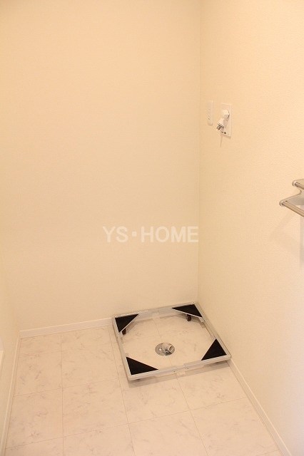 ペルショワール・ルリナ  その他3