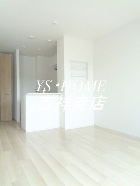 ＠HOME吉祥寺通り リビング