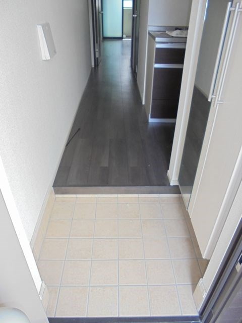 カーサ　フィオーレ 玄関