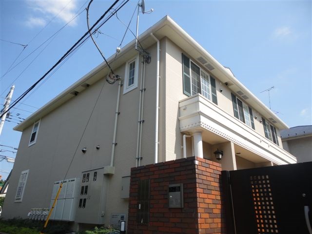 エム・クアトロ 外観