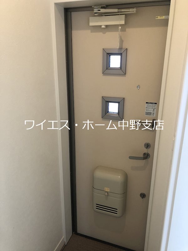 ミューレン 玄関