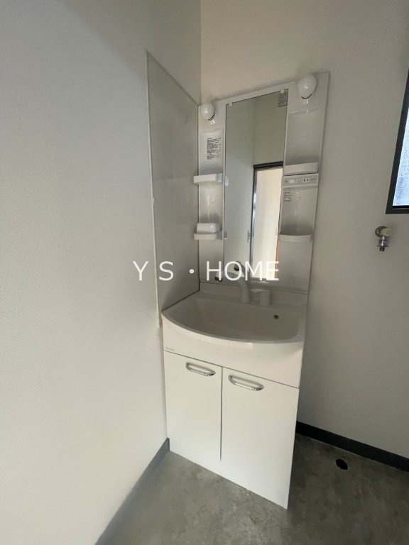 SHINY(シャイニーハナ) その他2