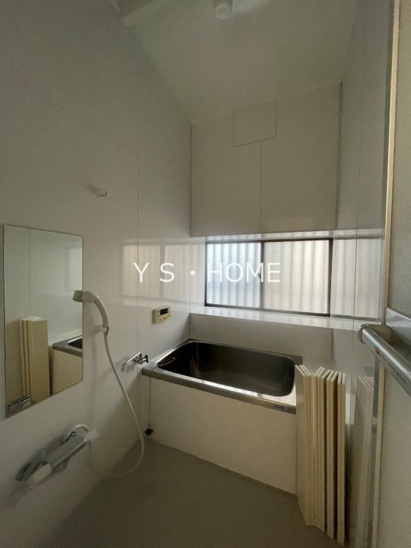 SHINY(シャイニーハナ) 風呂画像