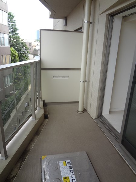 ローレルアイ東中野  ベランダ